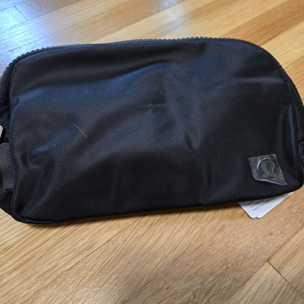 NWT Lululemon Belt Bag